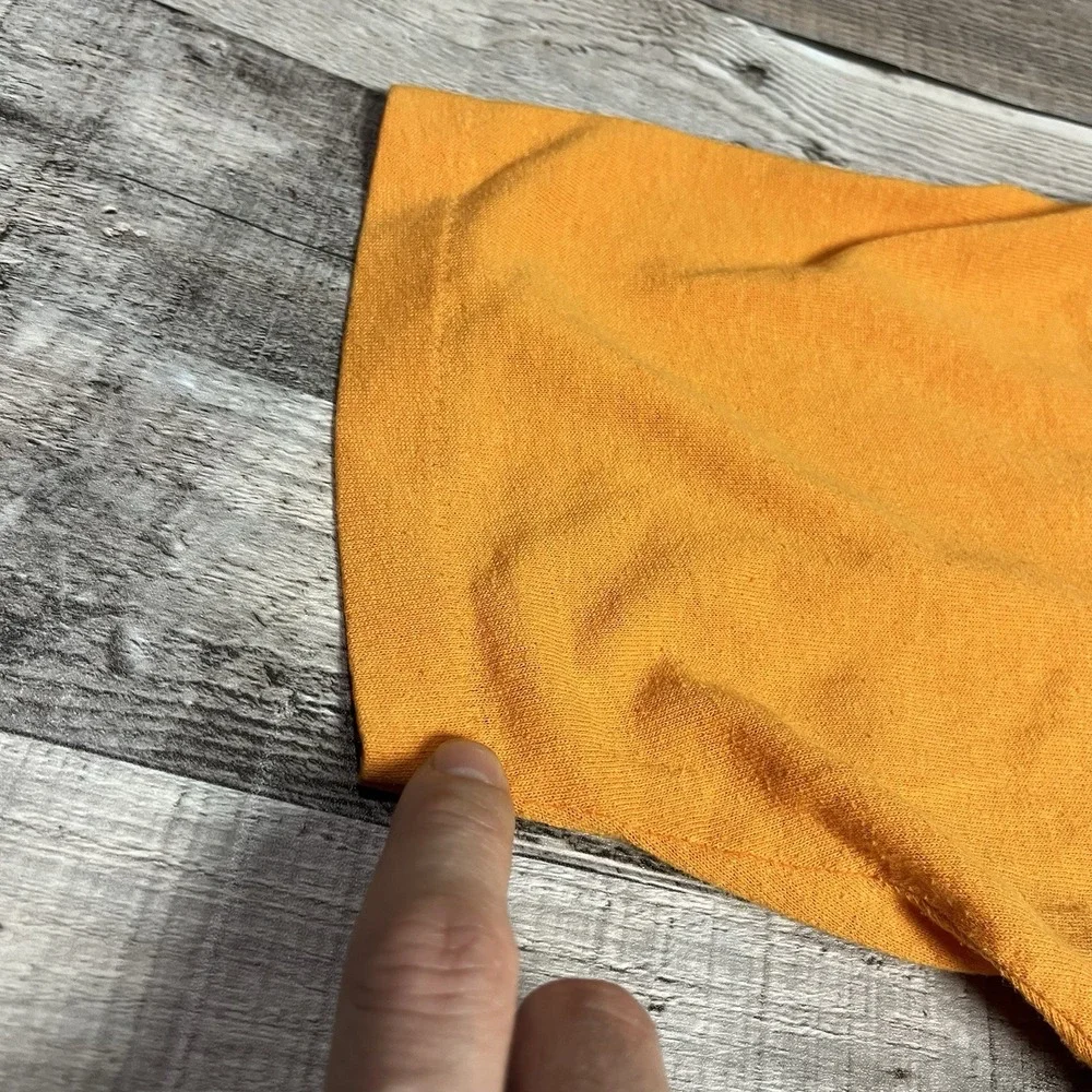 Tennessee Volunteers Shirt Size Medium Orange Vintage NCCA Sportswear Team Logo